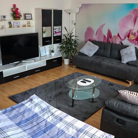 Ferien- Und Monteurwohnung Julia Mörlenbach Екстериор снимка